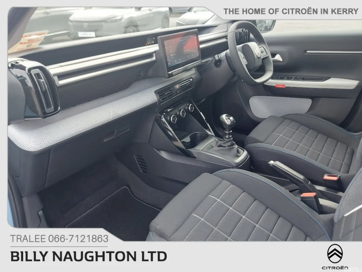 Citroen C3 Hatchback, Petrol, 2027, Blue