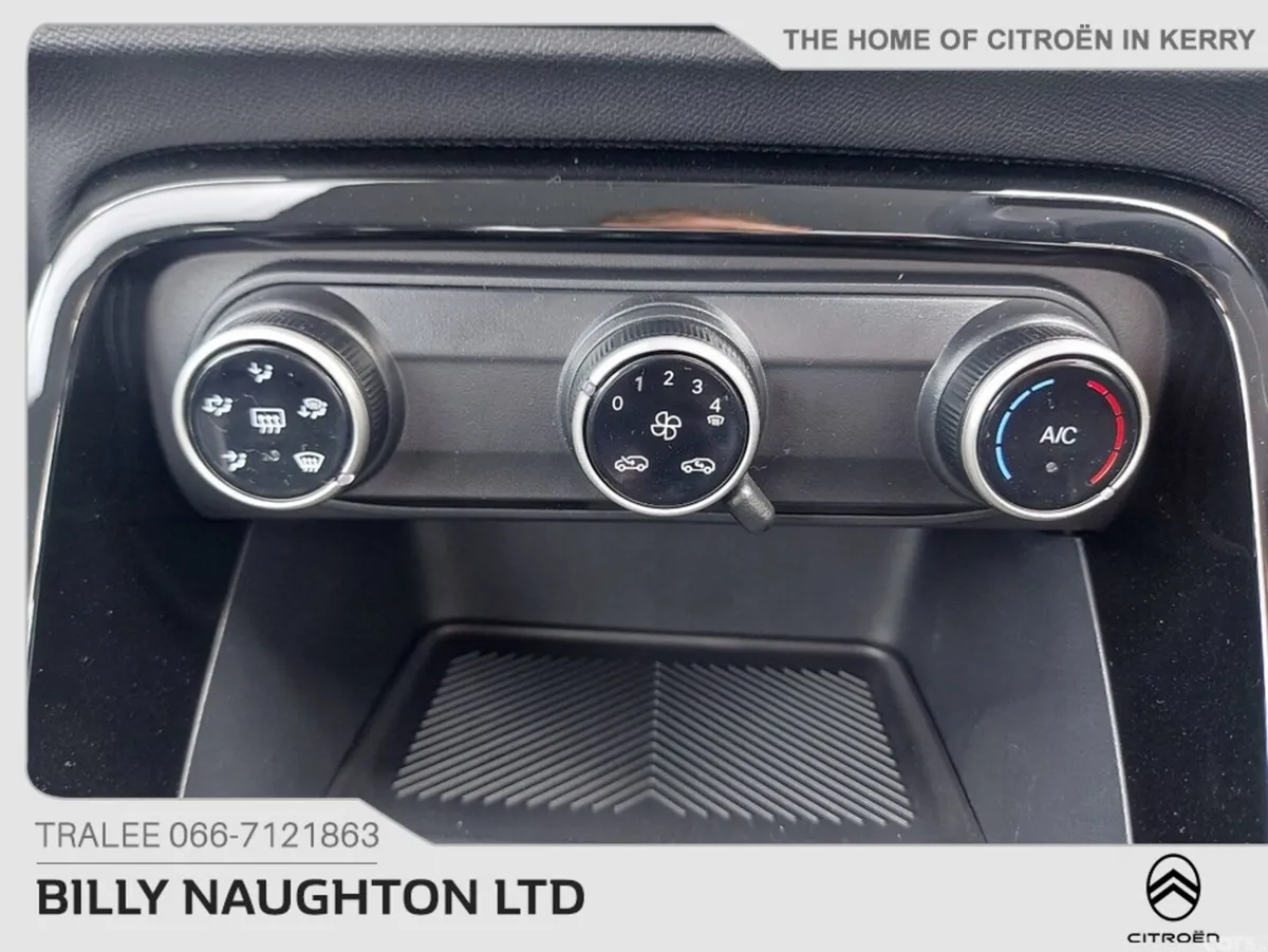 Citroen C3 Hatchback, Petrol, 2027, Blue