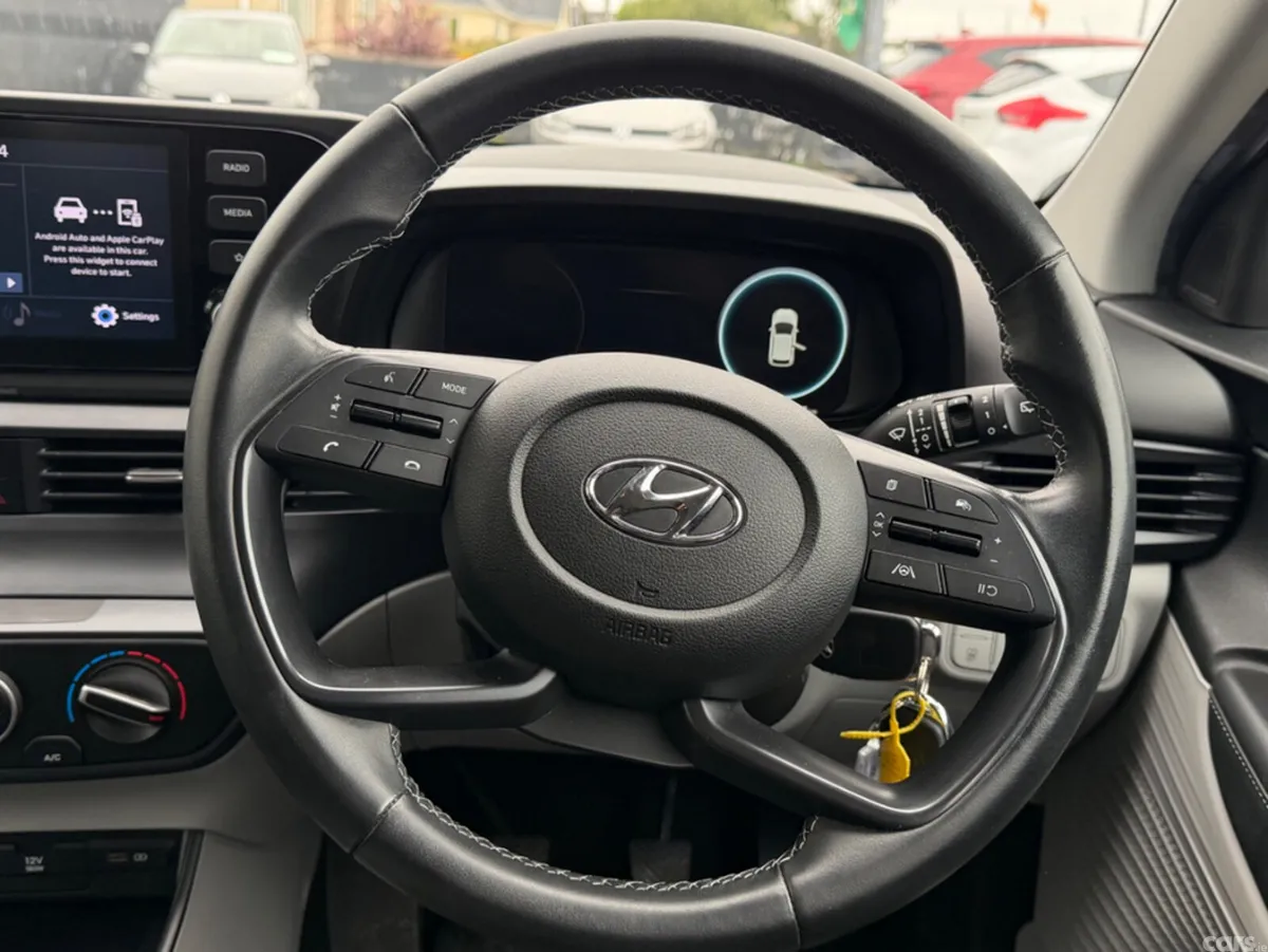 Hyundai i20 Hatchback, Petrol, 2022, Black