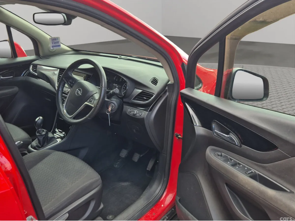 Opel Mokka MPV, Diesel, 2018, Red