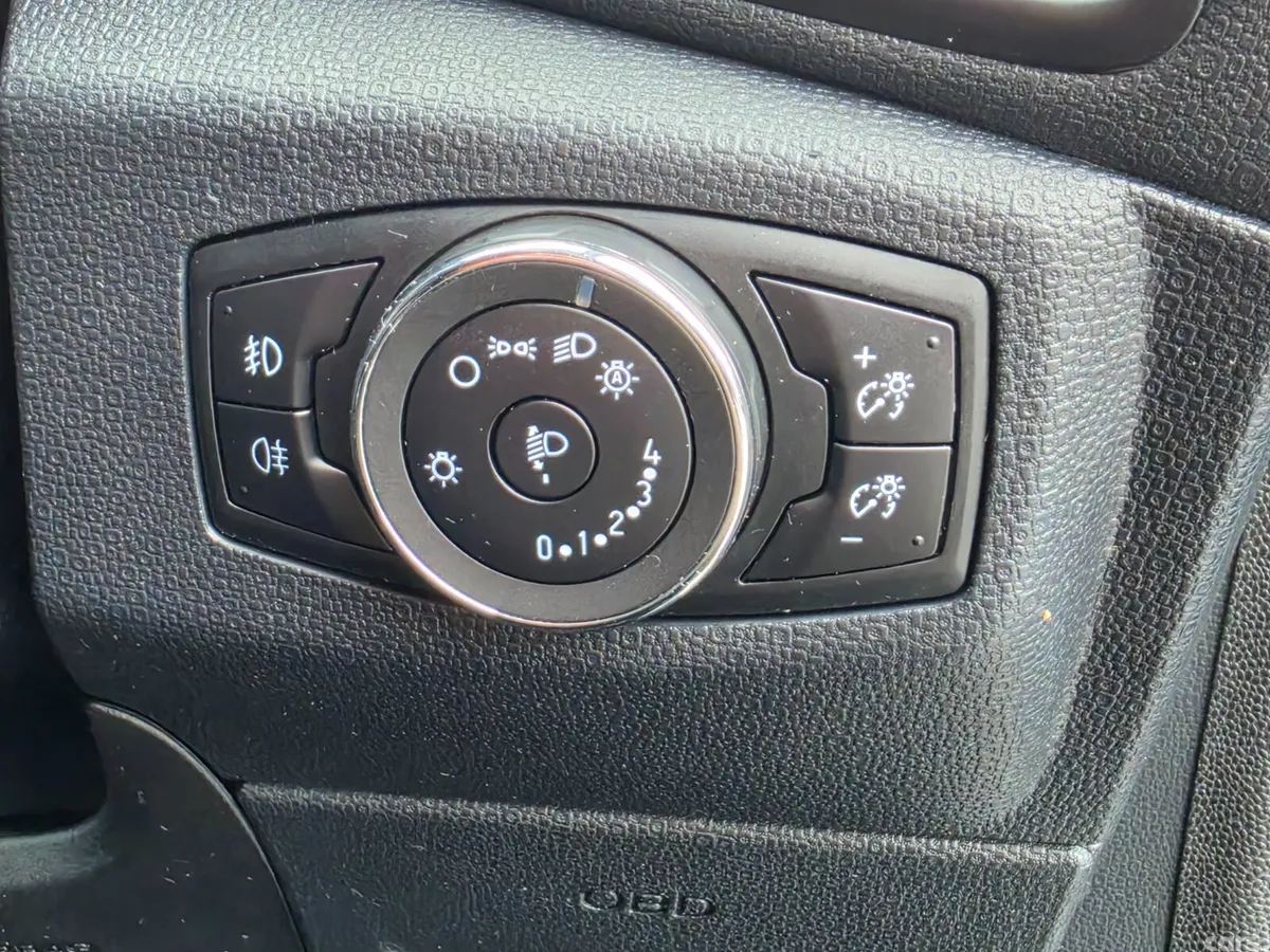 Ford EcoSport SUV, Petrol, 2020, Grey