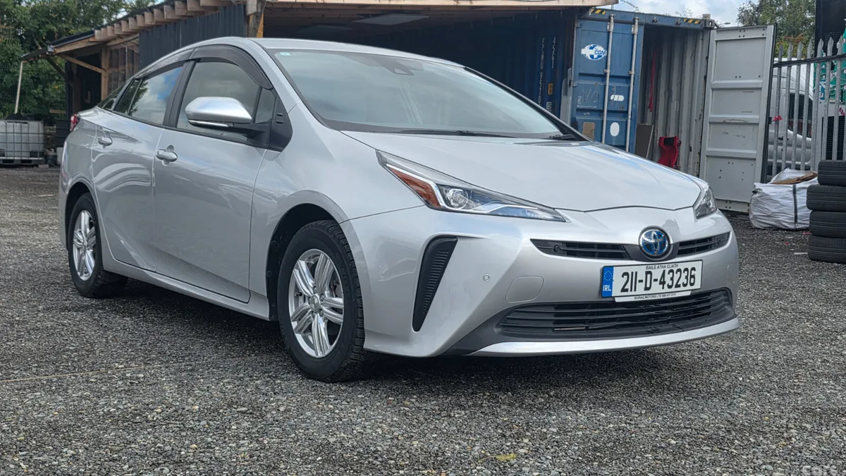 Toyota Prius Hatchback, Petrol Hybrid, 2021, Silver
