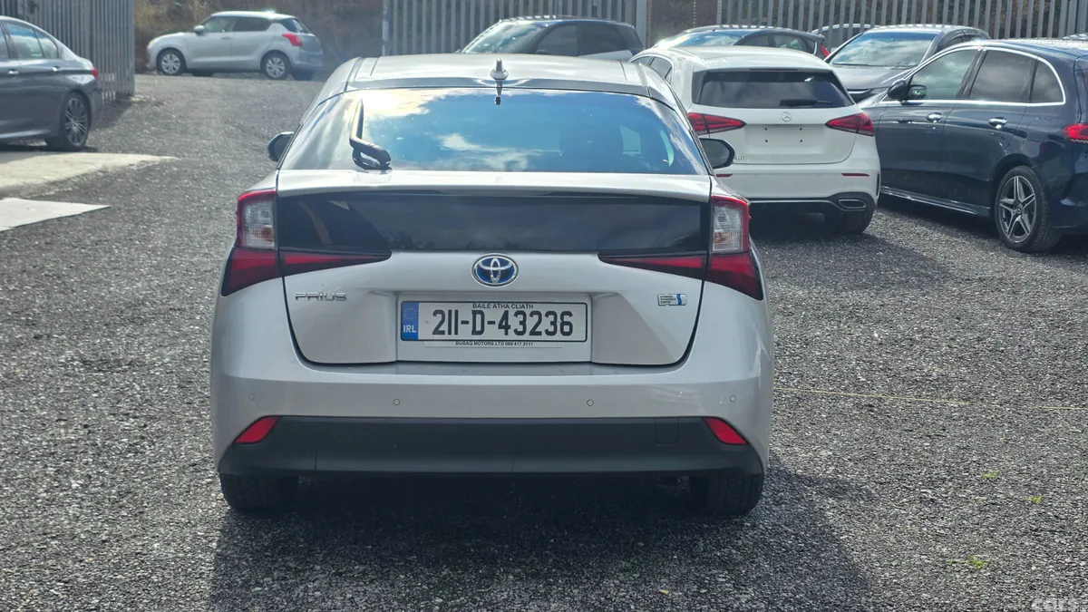 Toyota Prius Hatchback, Petrol Hybrid, 2021, Silver
