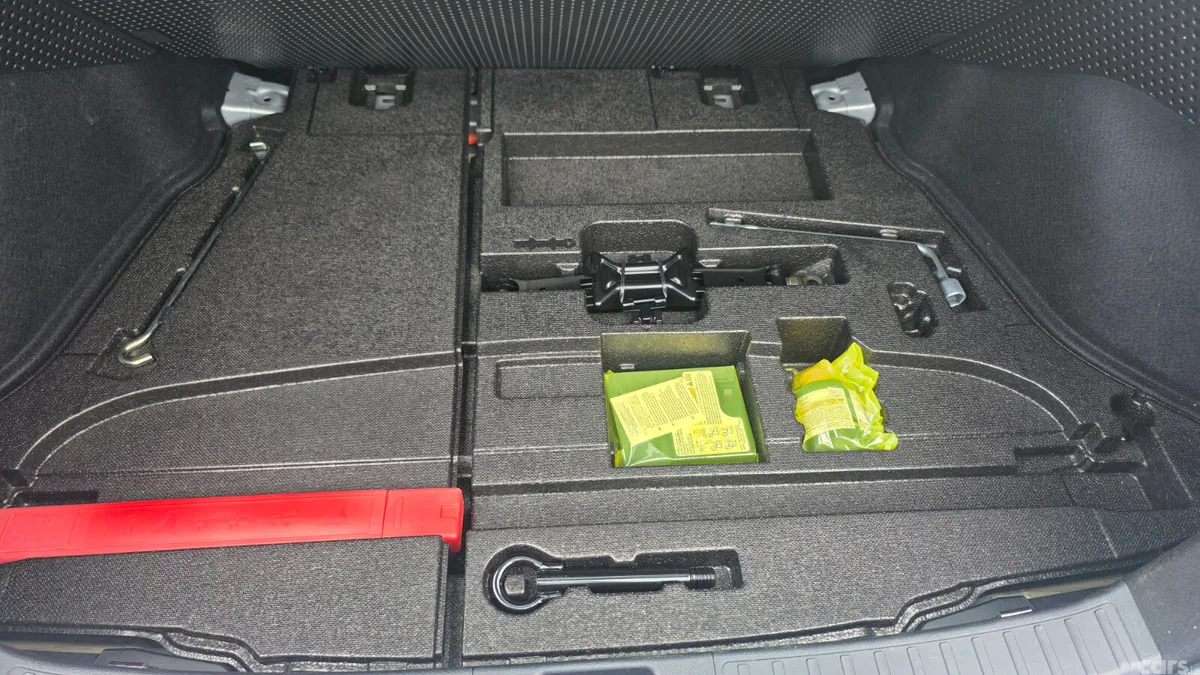 Toyota Prius Hatchback, Petrol Hybrid, 2021, Silver