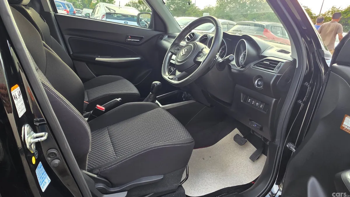 Suzuki Swift Hatchback, Petrol Hybrid, 2018, Black