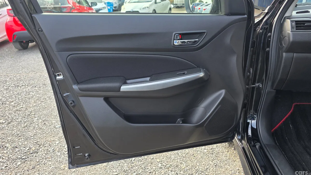 Suzuki Swift Hatchback, Petrol Hybrid, 2018, Black