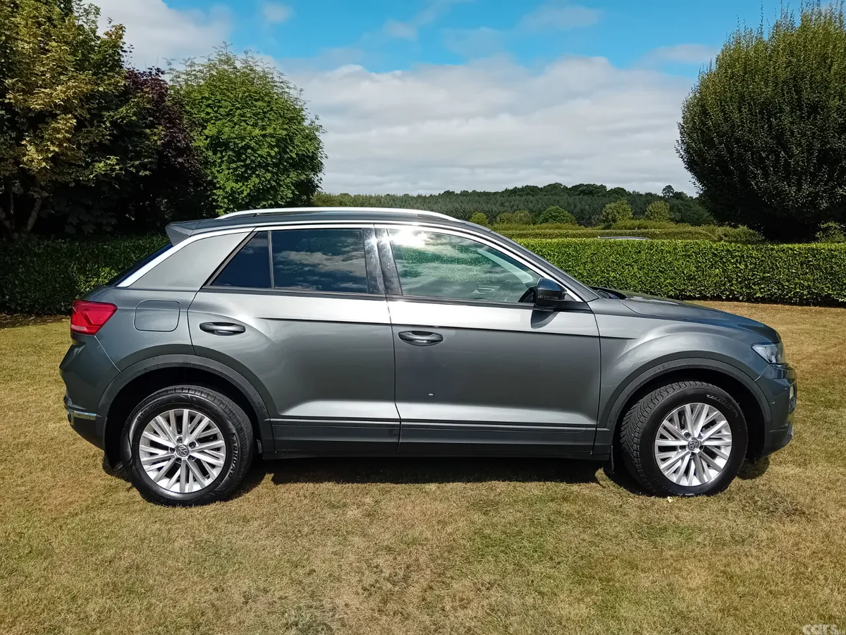 Volkswagen T-Roc SUV, Diesel, 2019, Grey