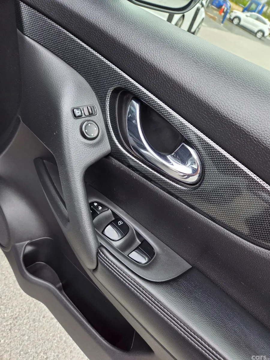 Nissan X-Trail SUV, Diesel, 2016, Silver