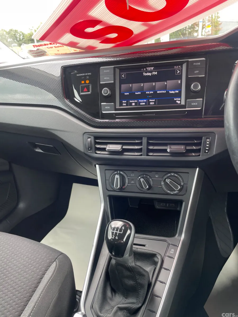 Volkswagen Polo Hatchback, Petrol, 2022, Blue