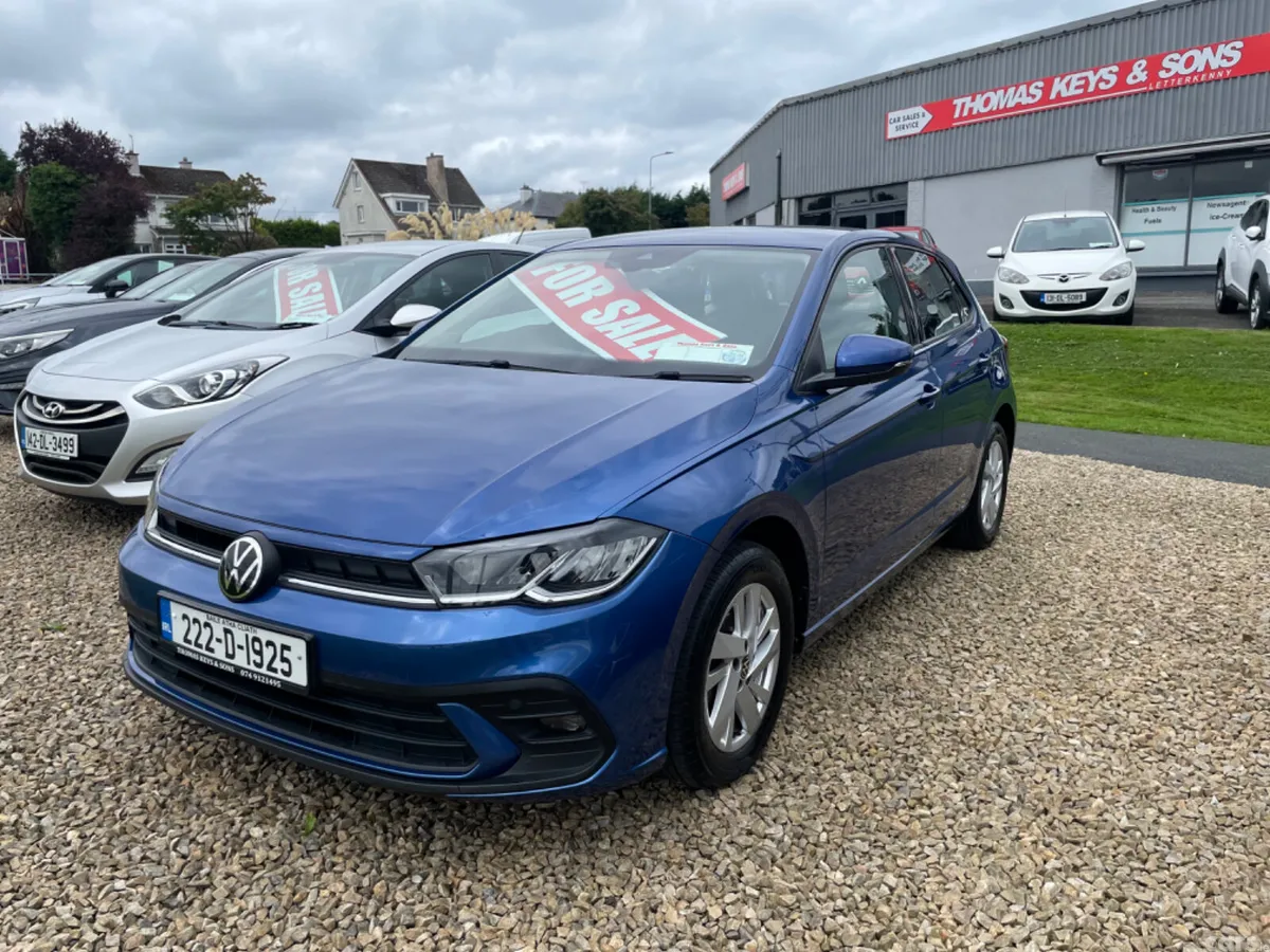 Volkswagen Polo Hatchback, Petrol, 2022, Blue
