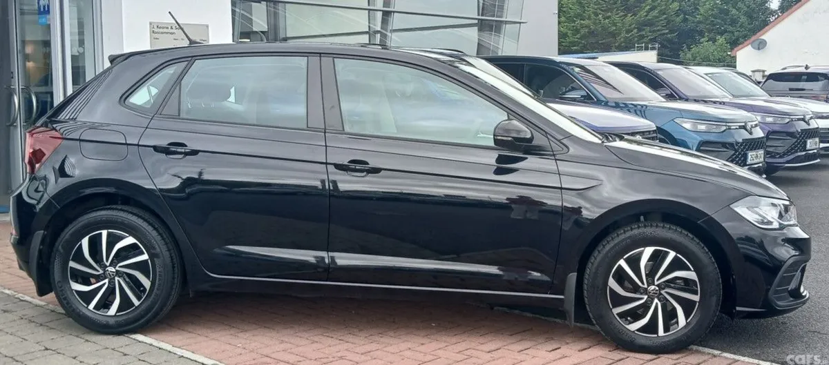 Volkswagen Polo Hatchback, Petrol, 2022, Black