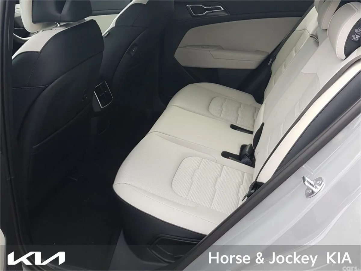 Kia Sportage SUV, Petrol Plug-in Hybrid, 2026, Grey
