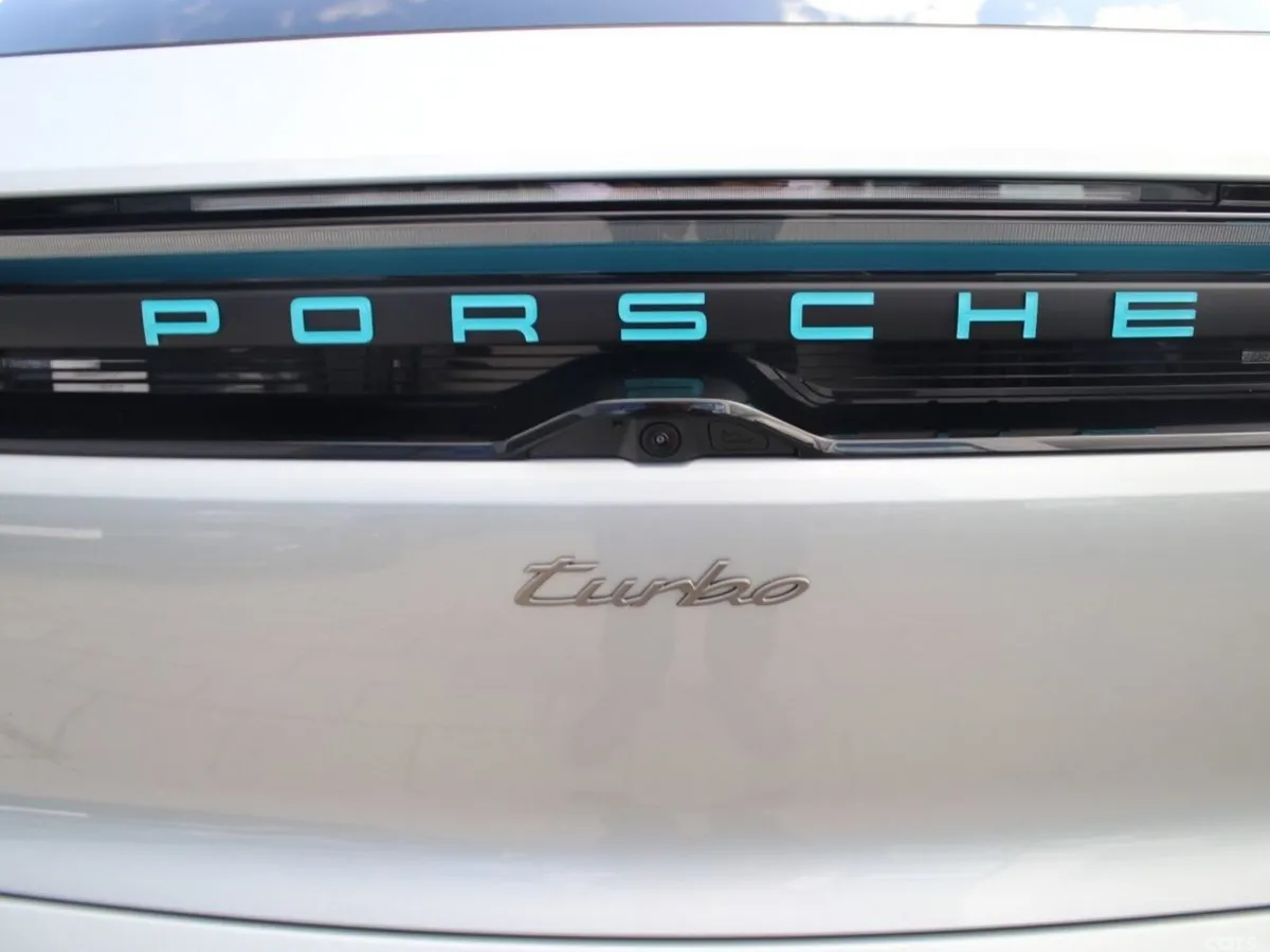 Porsche Macan SUV, Electric, 2026, Silver