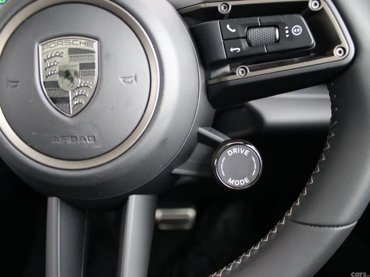 Porsche Macan SUV, Electric, 2026, Silver