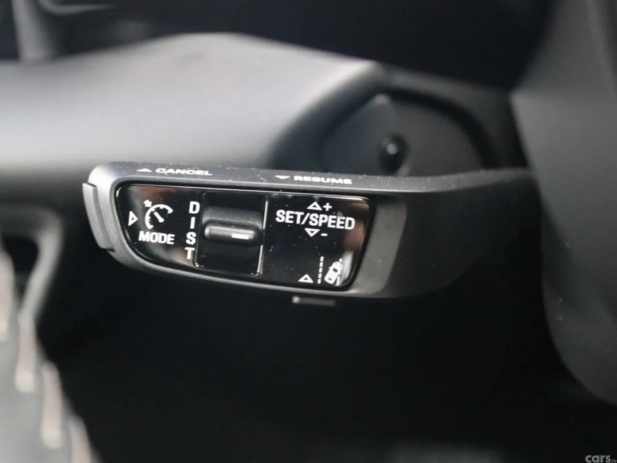 Porsche Macan SUV, Electric, 2026, Silver