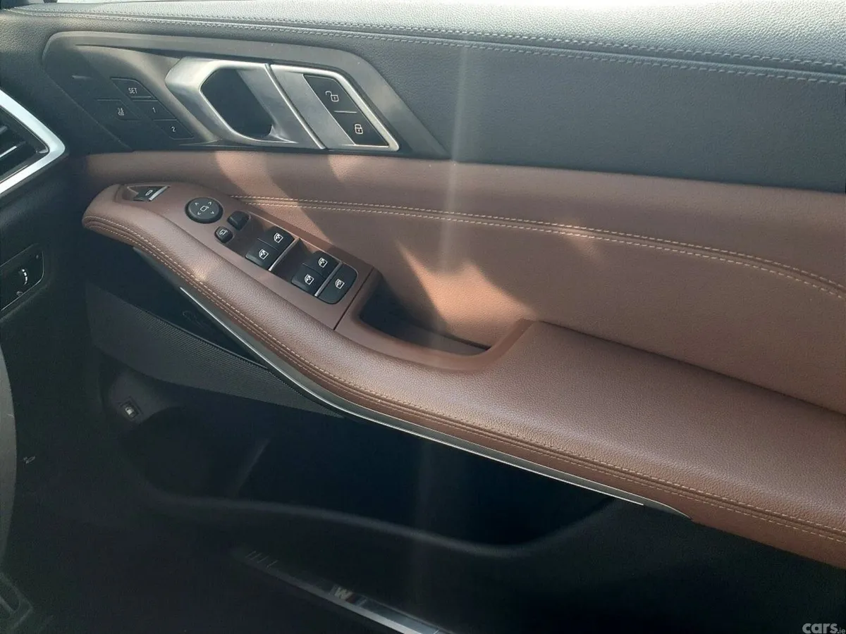 BMW X5 SUV, Petrol Plug-in Hybrid, 2021, Black