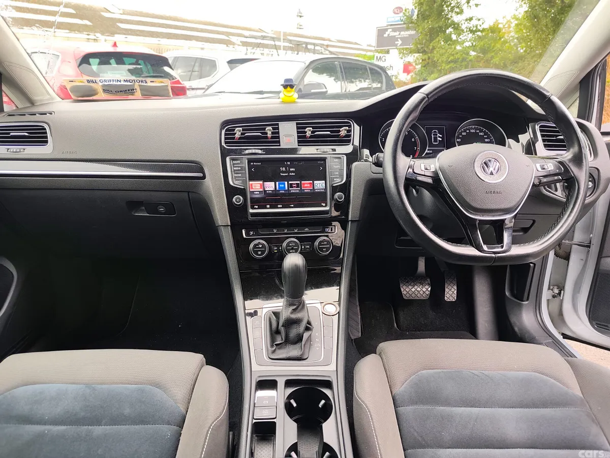Volkswagen Golf Hatchback, Petrol, 2015, Silver