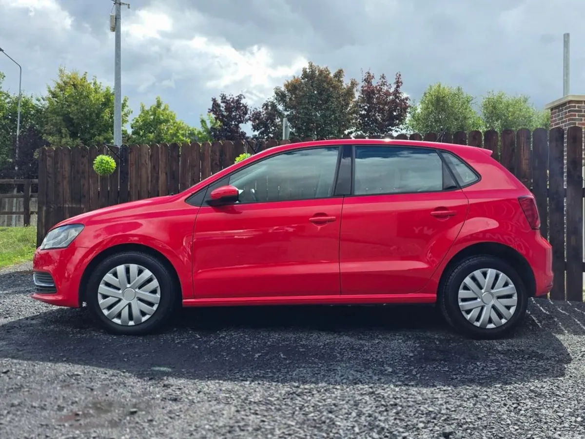 Volkswagen Polo Hatchback, Petrol, 2015, Red