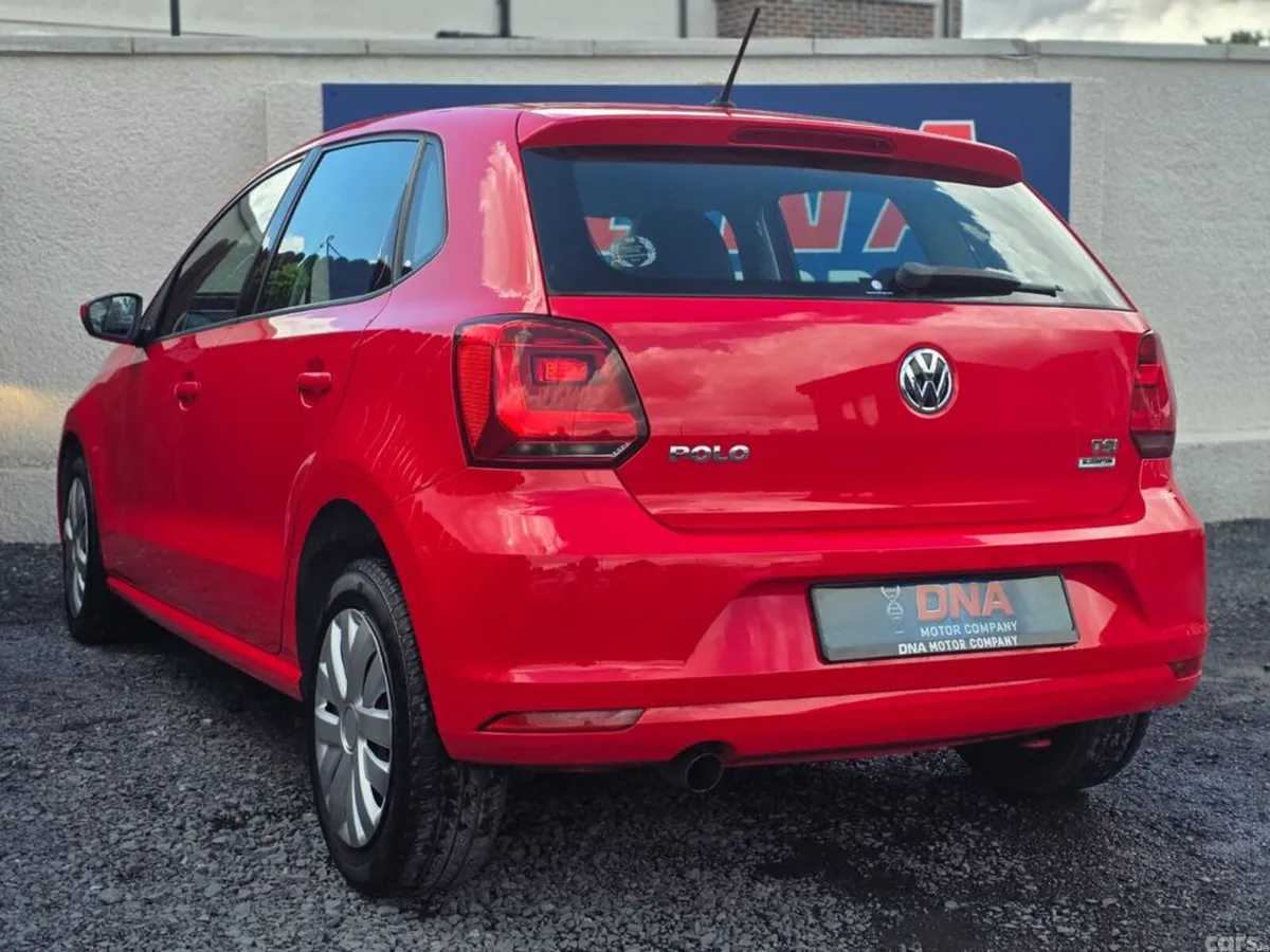 Volkswagen Polo Hatchback, Petrol, 2015, Red