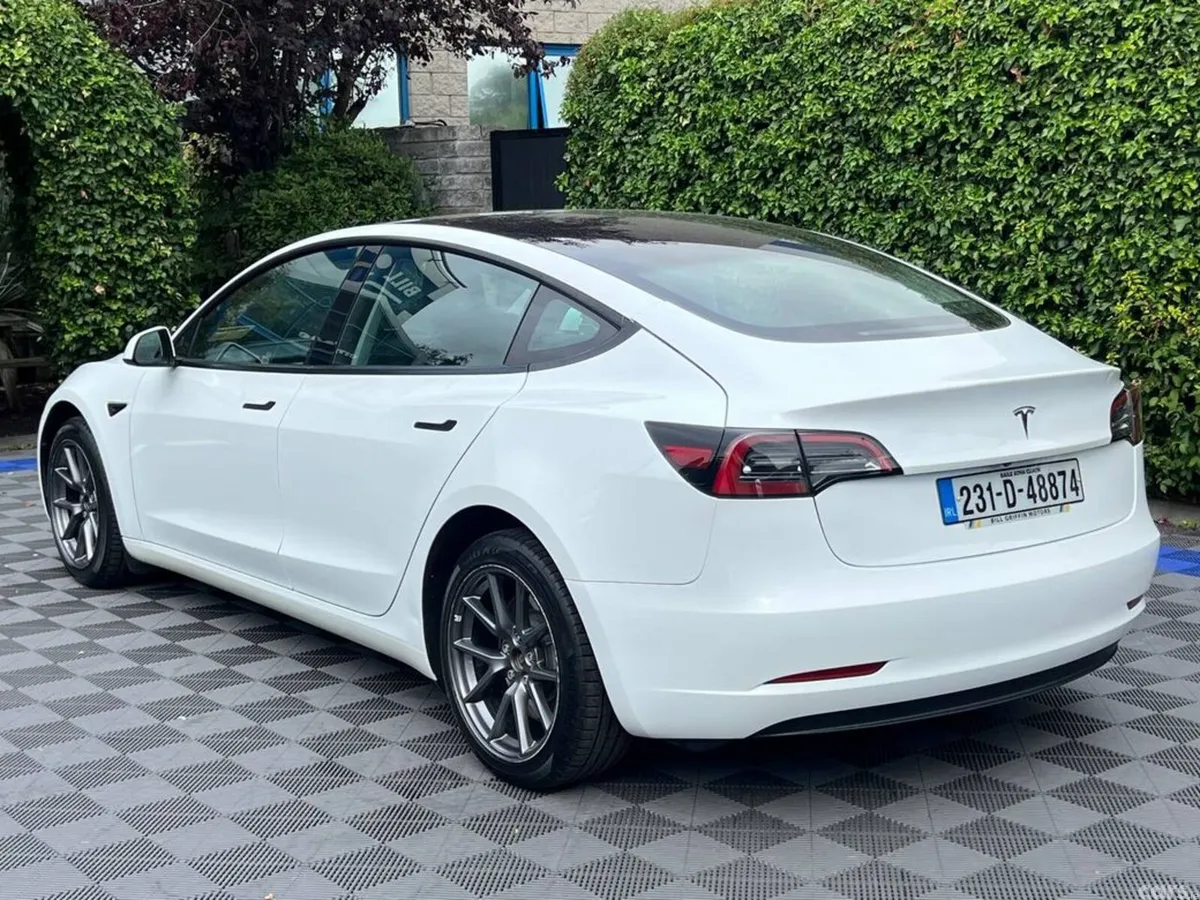 Tesla Model 3 Saloon, Electric, 2023, White