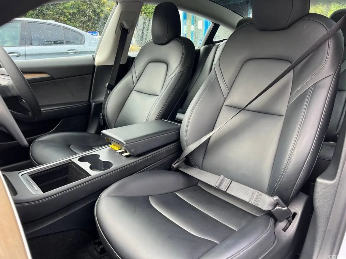 Tesla Model 3 Saloon, Electric, 2023, White