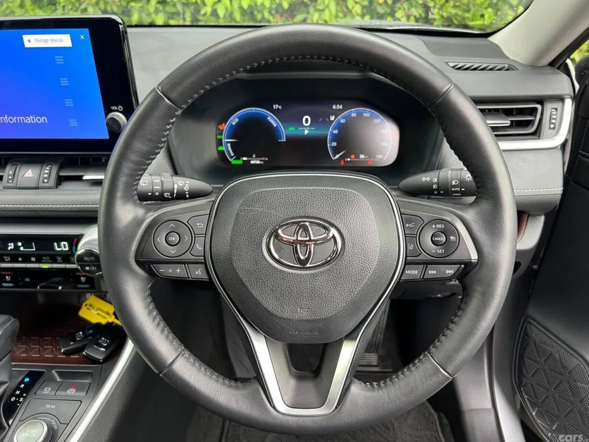 Toyota RAV4 SUV, Petrol Hybrid, 2023, Silver