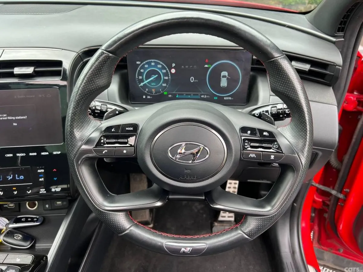Hyundai Tucson SUV, Petrol Plug-in Hybrid, 2023, Red