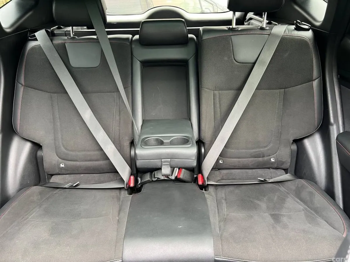Hyundai Tucson SUV, Petrol Plug-in Hybrid, 2023, Red