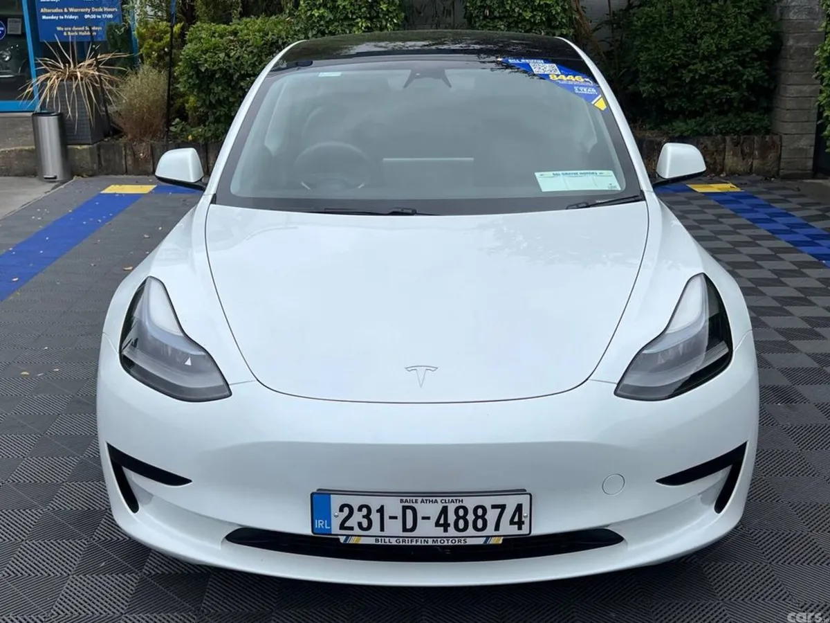 Tesla Model 3 Saloon, Electric, 2023, White