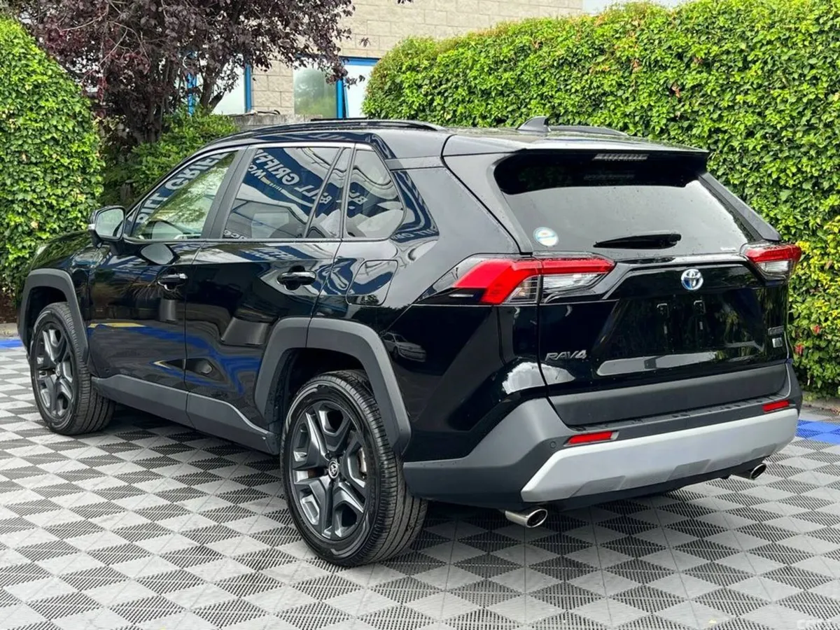 Toyota RAV4 SUV, Petrol Hybrid, 2023, Black