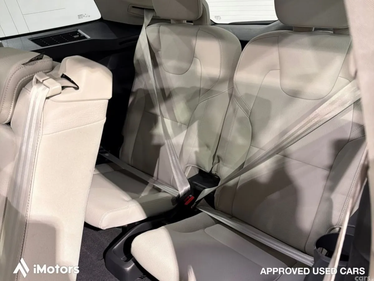 Volvo XC90 SUV, Petrol Plug-in Hybrid, 2024, Grey