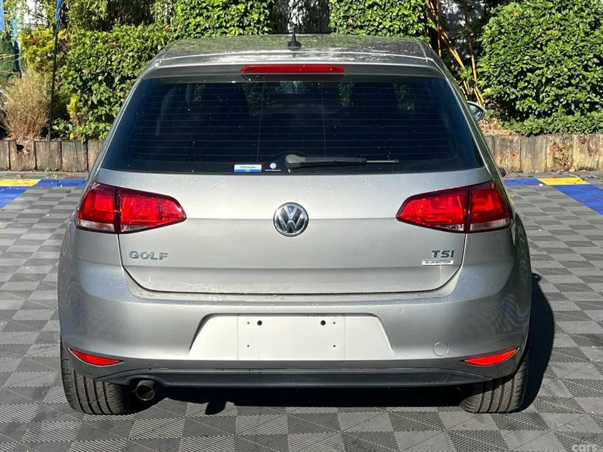 Volkswagen Golf Hatchback, Petrol, 2015, Silver