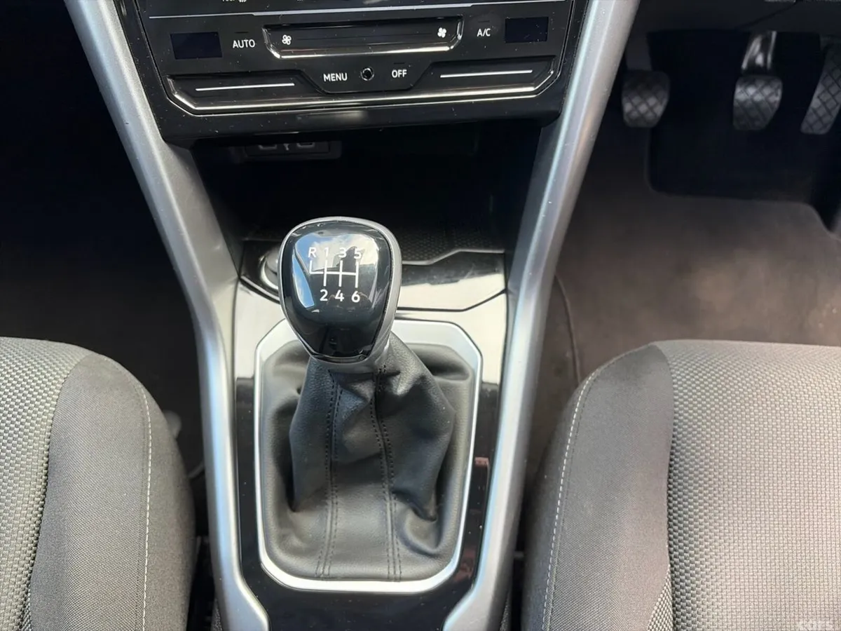 Volkswagen T-Roc SUV, Diesel, 2023, Grey