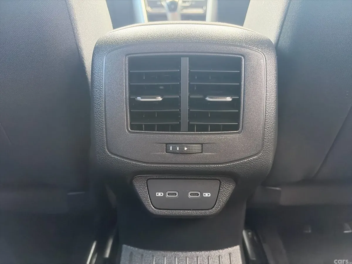 Volkswagen T-Roc SUV, Petrol, 2024, Grey