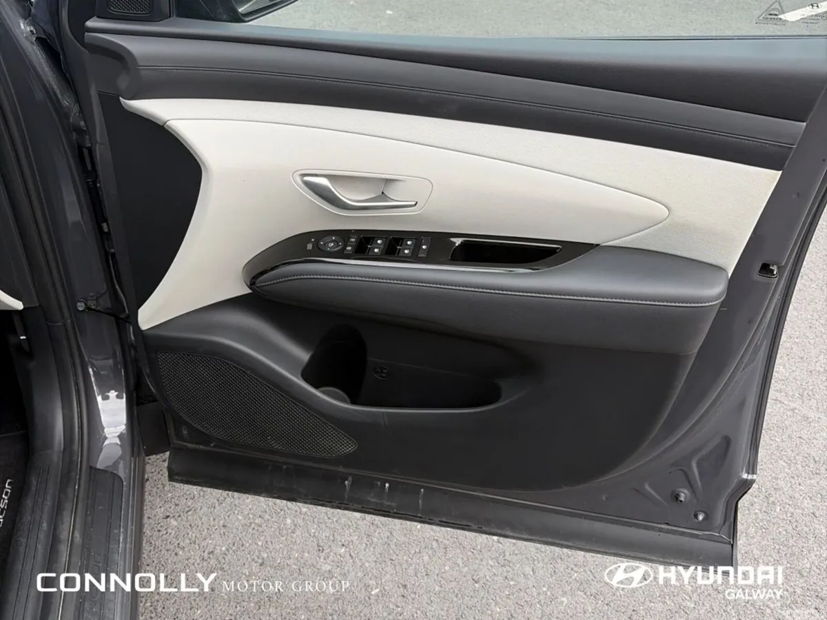 Hyundai Tucson SUV, Petrol Plug-in Hybrid, 2024, Grey