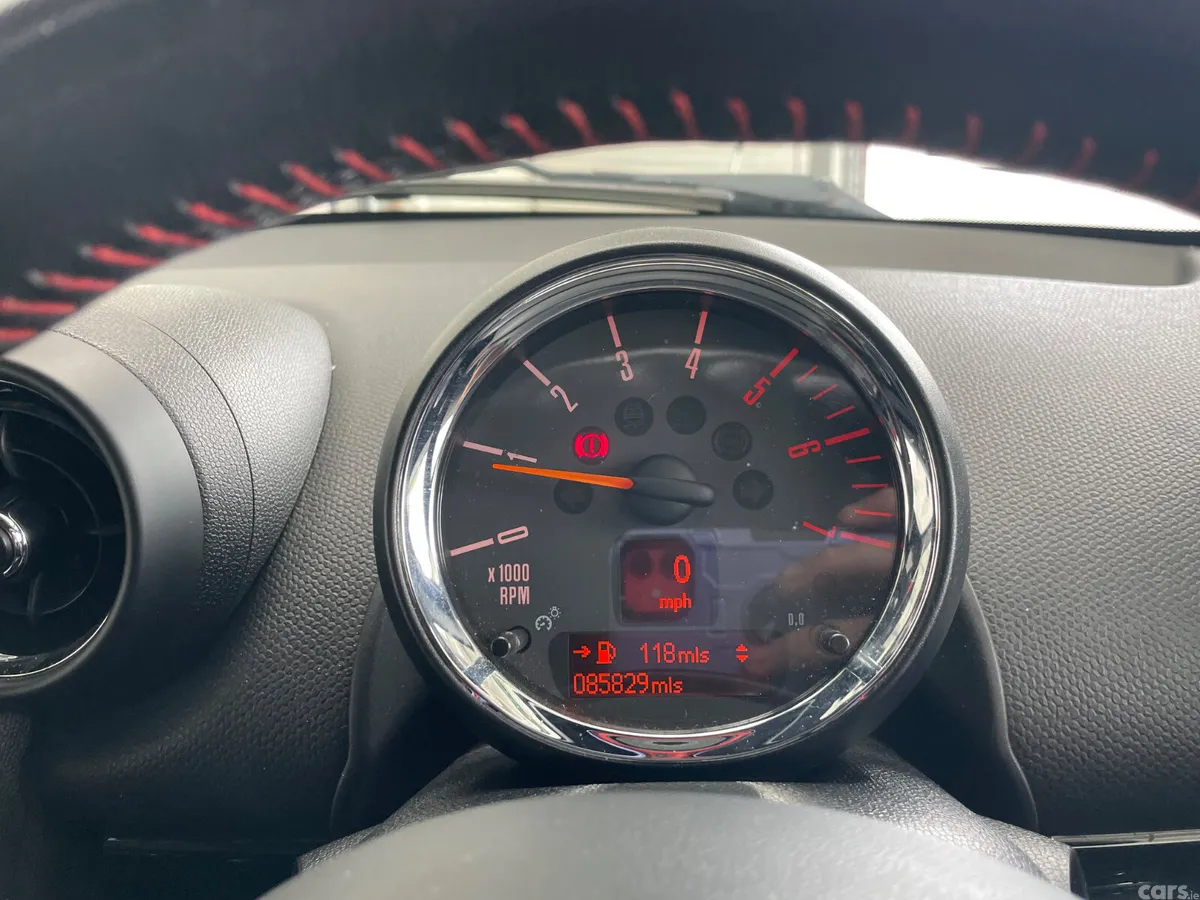 Mini Paceman Coupe, Diesel, 2016, Red