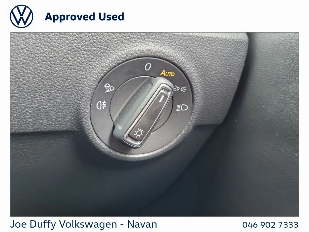 Volkswagen T-Roc SUV, Petrol, 2023, Red
