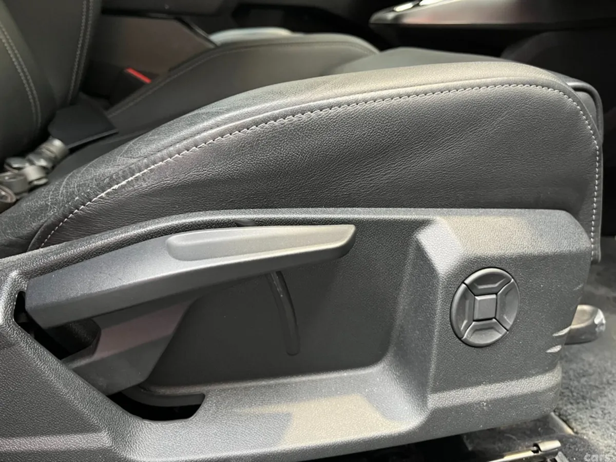 Audi Q4 e-tron SUV, Electric, 2023, Grey