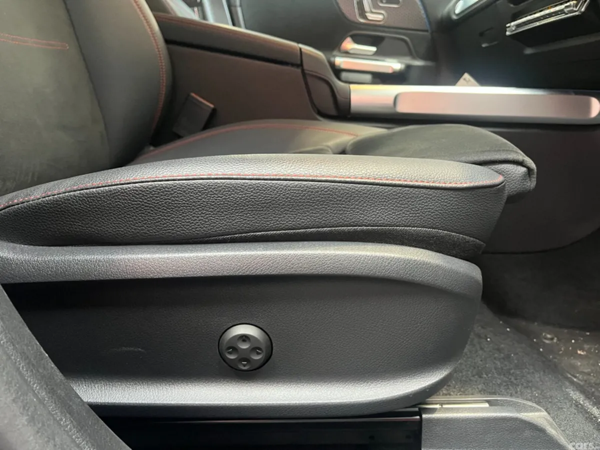 Mercedes-Benz EQB SUV, Electric, 2024, Blue