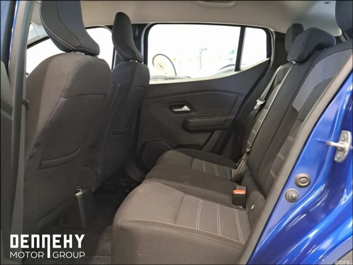 Dacia Sandero Stepway Hatchback, Petrol, 2024, Blue