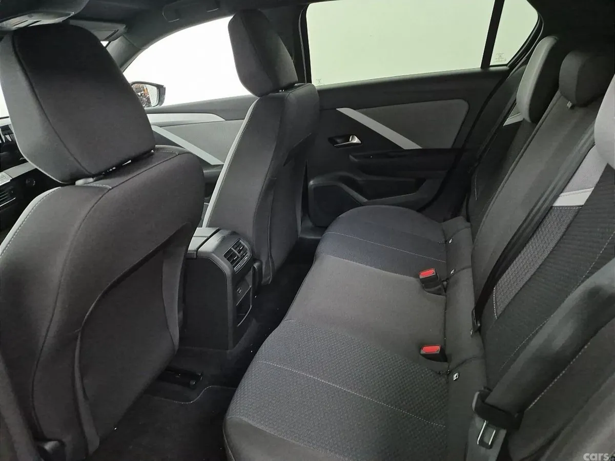 Opel Astra Hatchback, Petrol Hybrid, 2026, Black