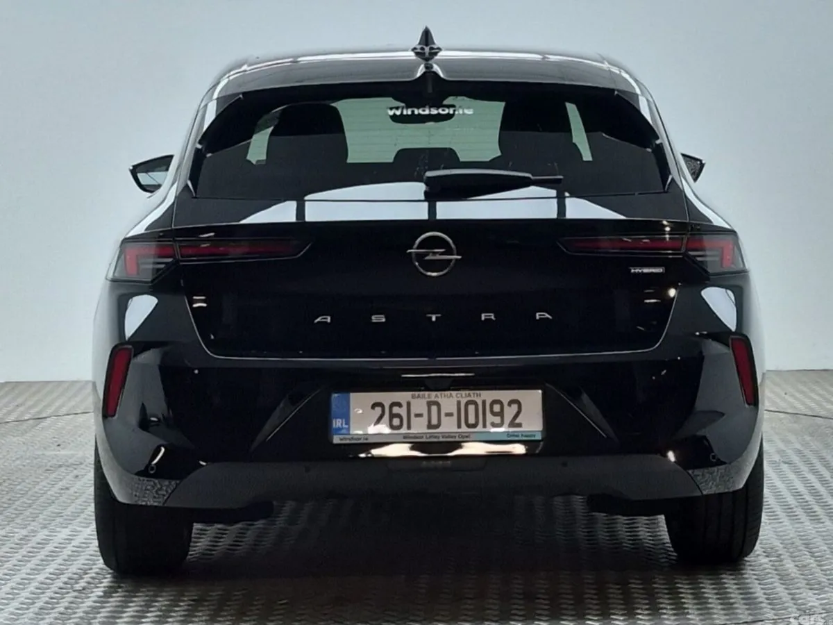 Opel Astra Hatchback, Petrol Hybrid, 2026, Black