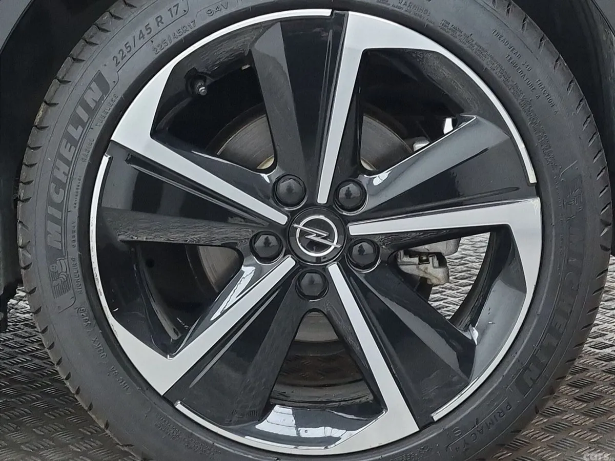 Opel Astra Hatchback, Petrol Hybrid, 2026, Black