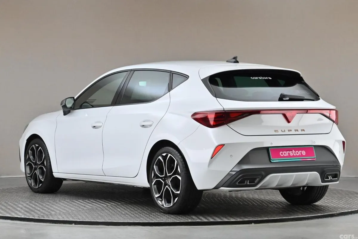 Cupra Leon Hatchback, Petrol, 2025, White