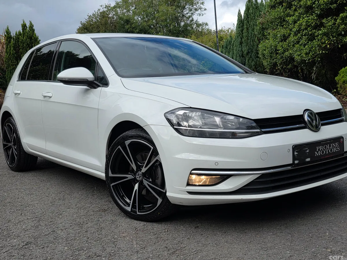 Volkswagen Golf Hatchback, Diesel, 2019, White