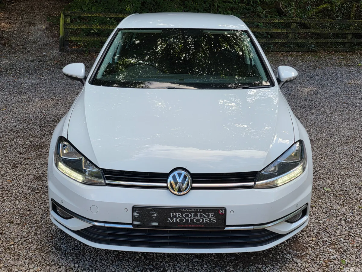 Volkswagen Golf Hatchback, Diesel, 2019, White