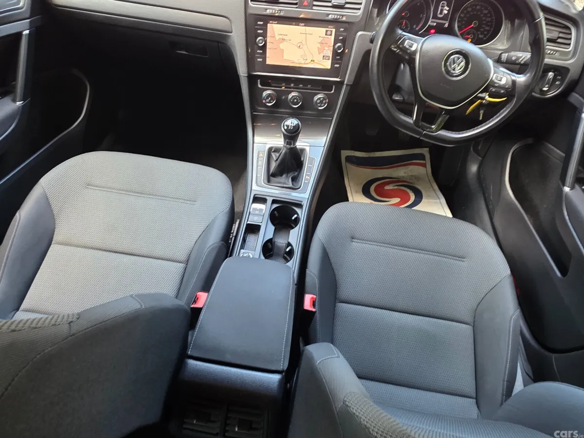 Volkswagen Golf Hatchback, Diesel, 2019, White