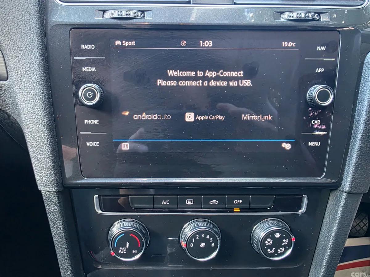Volkswagen Golf Hatchback, Diesel, 2019, White