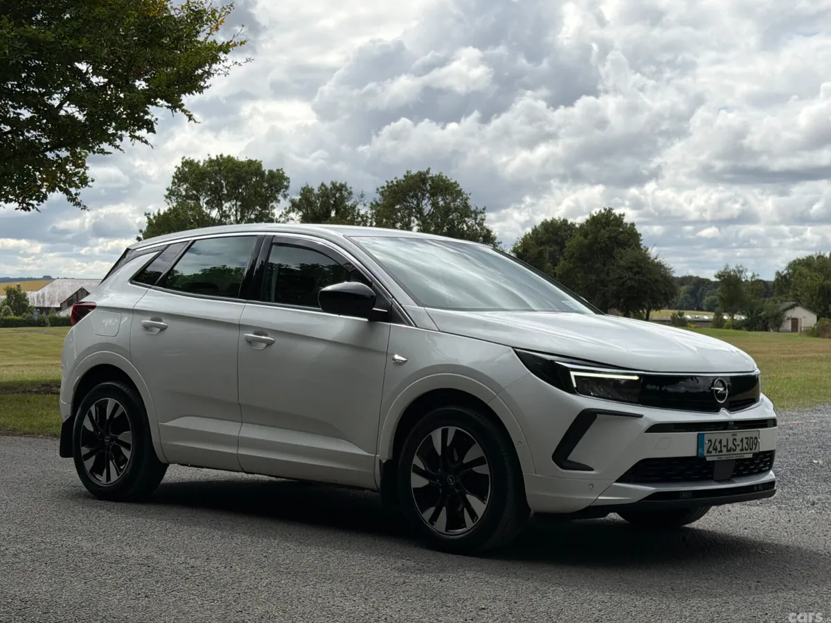 Opel Grandland X SUV, Diesel, 2024, White