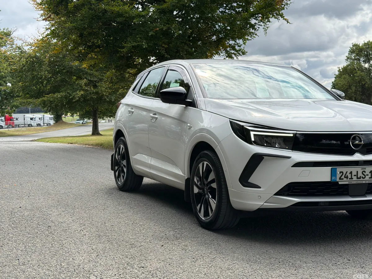 Opel Grandland X SUV, Diesel, 2024, White